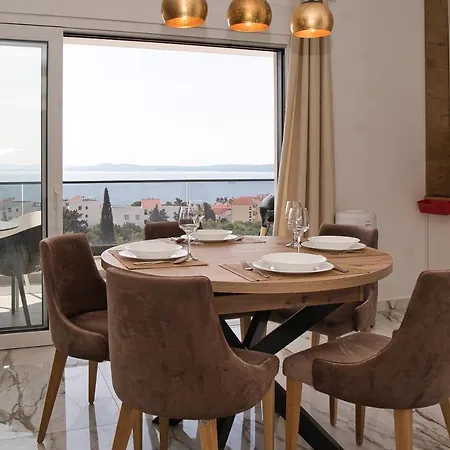 Apartment Luka With Pool & Jacuzzi Trogir Exterior photo