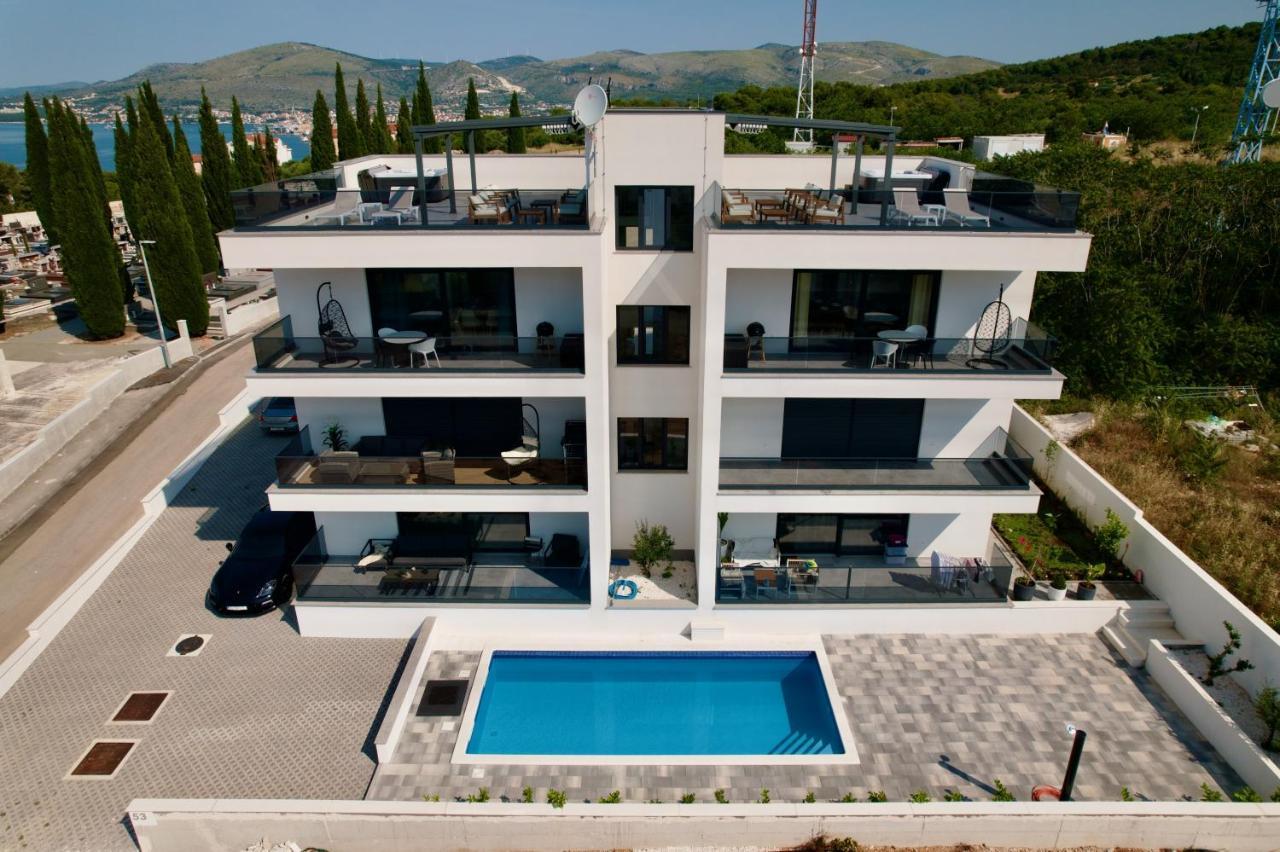 Apartman Luka With Pool & Jacuzzi *